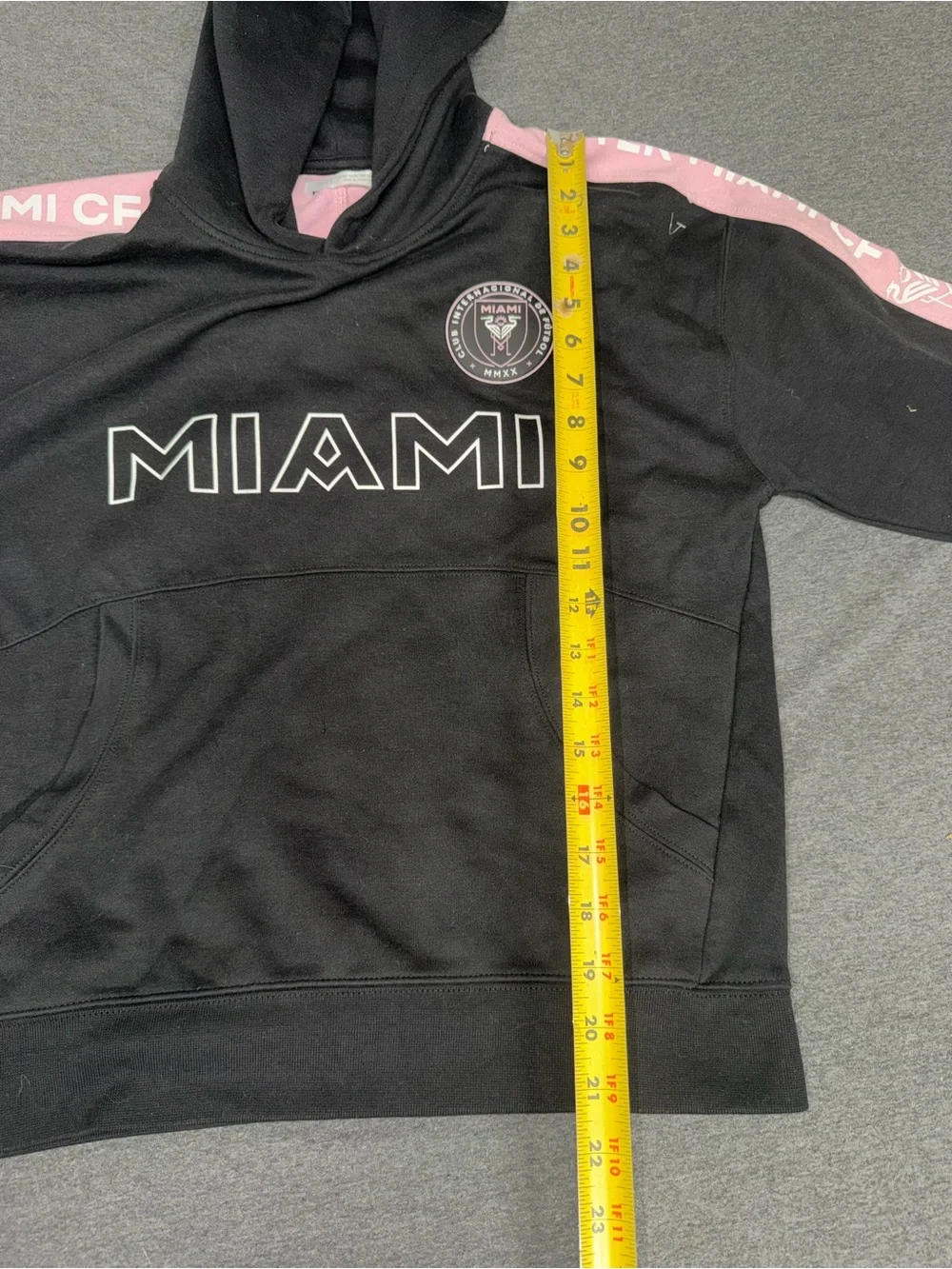 Inter Miami Black & Pink 'MIAMI' Hooded Sweatshirt Size 11-12 years